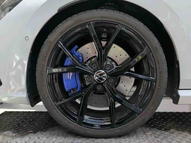 Volkswagen Golf 2.0 TSI IQ.Drive Variant