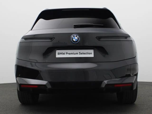 BMW iX 50 - SKY LOUNGE - SPORTPACK