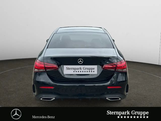 Mercedes-Benz A 180 AMG Line