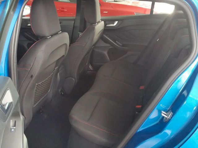 Ford Focus ST Line Wagon