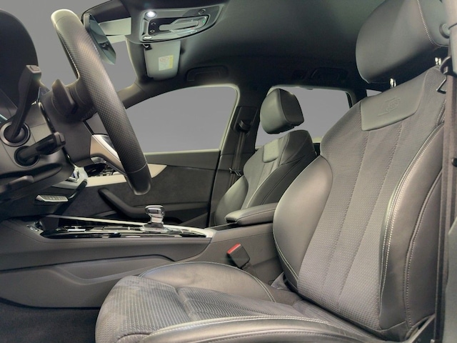 Audi A4 35 TFSI Avant S-Line S-Tronic