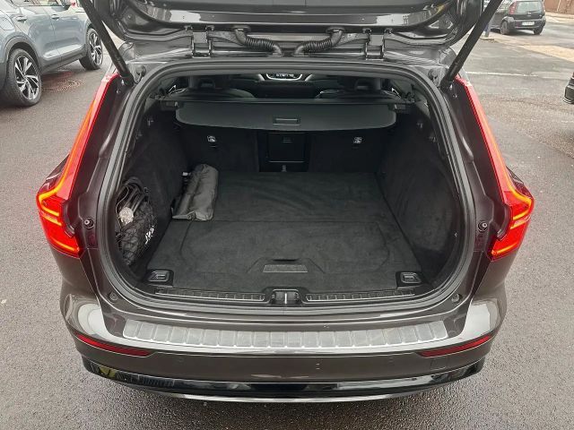 Volvo V60 AWD Dark Plus T6