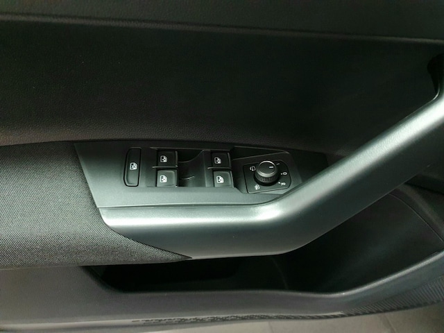 Volkswagen Polo 1.0 TSI DSG Style