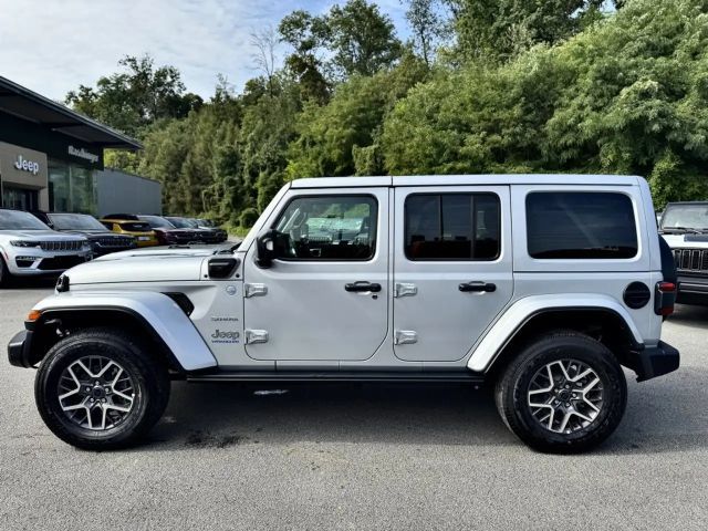 Jeep Wrangler 4xe Sahara