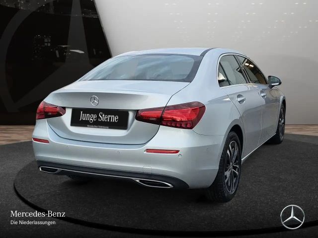Mercedes-Benz A 200 Progressive