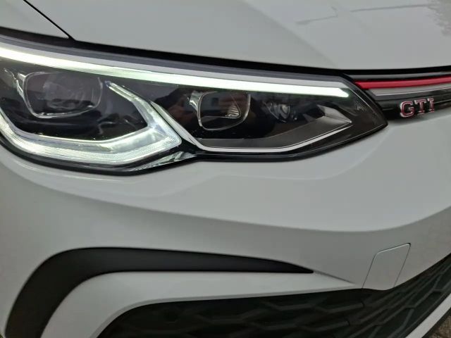 Volkswagen Golf 2.0 TSI DSG GTI