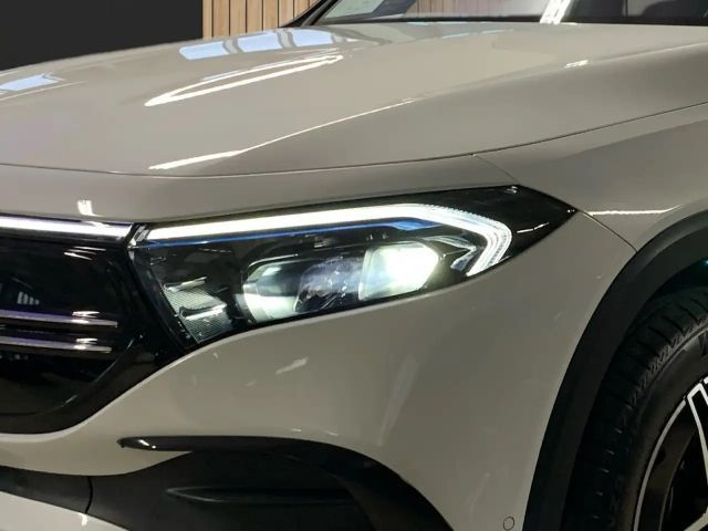 Mercedes-Benz EQB 250 AMG Line