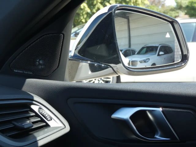 BMW 118 118d M-Sport Sedan