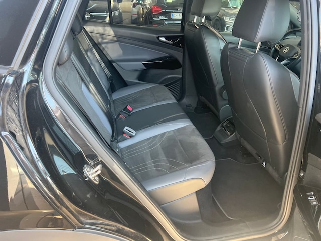 Volkswagen ID.5 Wärmepumpe AHK Matrix RearView Ambiente