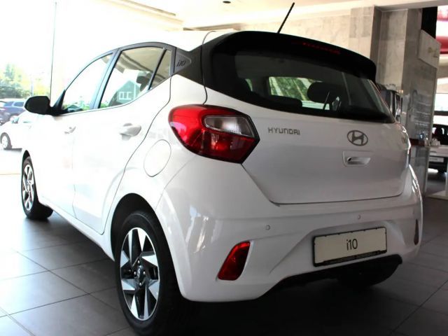Hyundai i10 1.0 2WD Trend