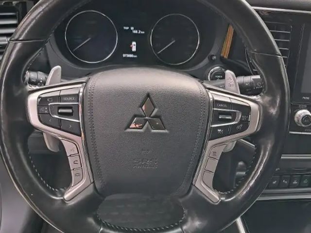 Mitsubishi Outlander 4WD MIVEC PHEV