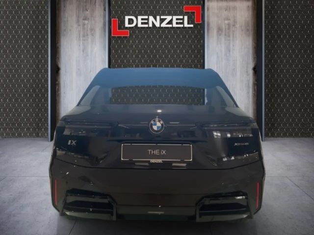 BMW iX xDrive45