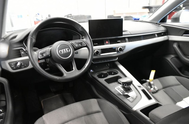 Audi A4 35 TFSI Avant S-Line S-Tronic