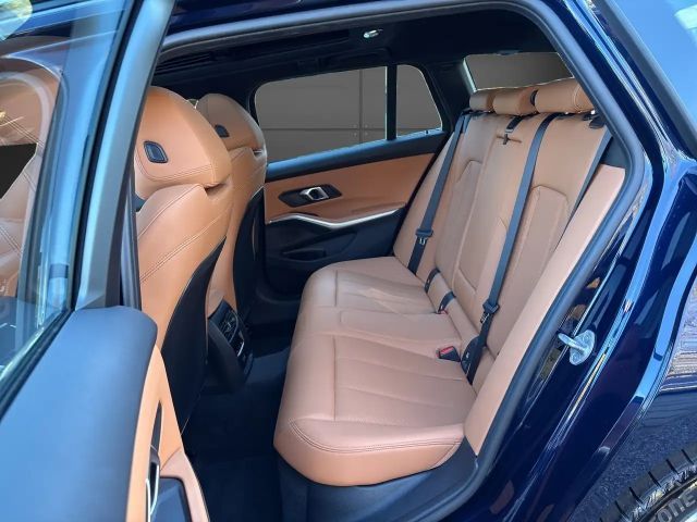 BMW 330 330e M-Sport Touring