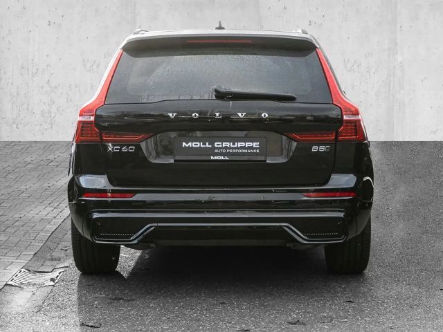 Volvo XC60 AWD Dark Plus