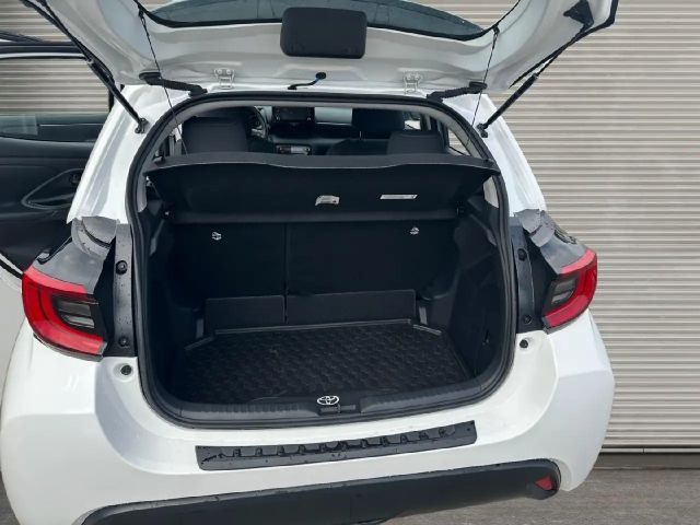 Toyota Yaris Comfort Hybride Team D