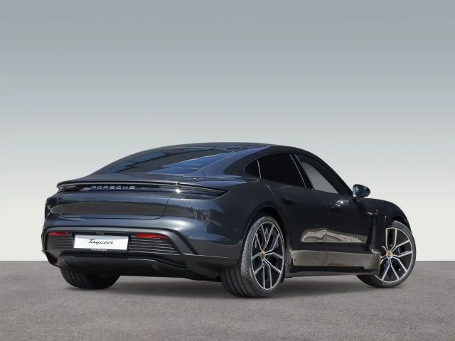 Porsche Taycan Performance Plus