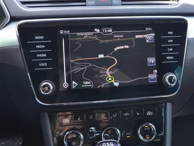 Skoda Superb Superb Kombi 2,0 TDI DSG LED VIRTUAL 1.Besitz