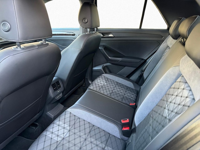 Volkswagen T-Roc 1.5 TSI R-Line