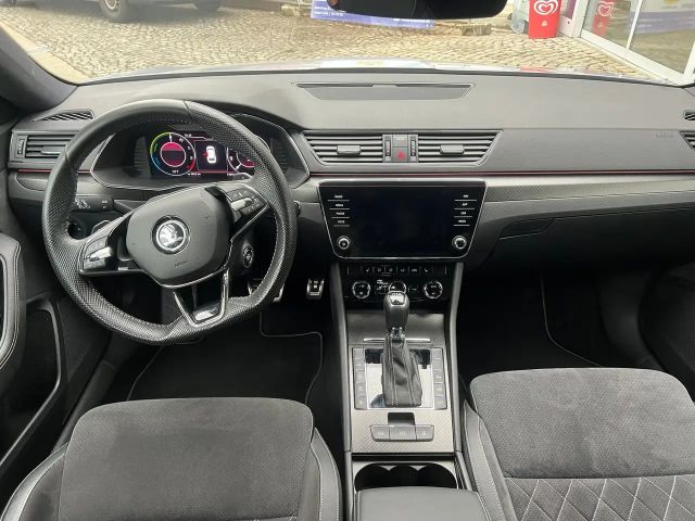 Skoda Superb Sportline iV