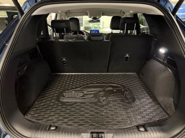 Ford Kuga Plug in Hybrid Titanium X