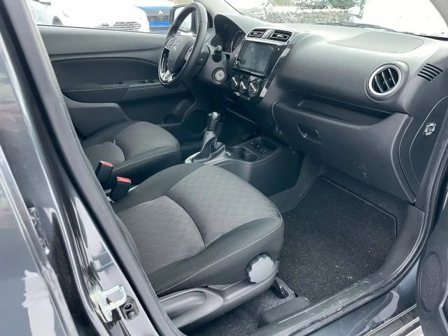 Mitsubishi Space Star Star