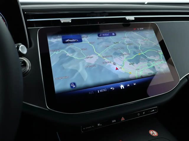 Mercedes-Benz E 200 Sedan