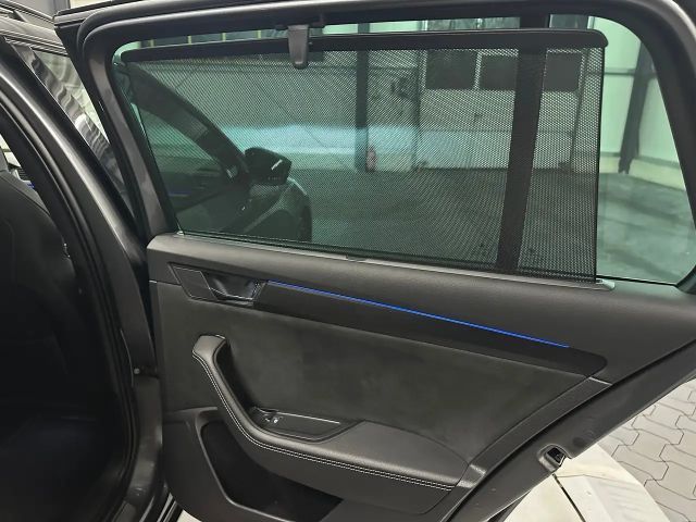 Skoda Superb 4x4 Combi Sportline