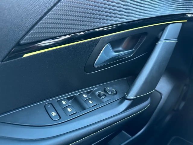 Peugeot E-208 EAT8 GT-Line