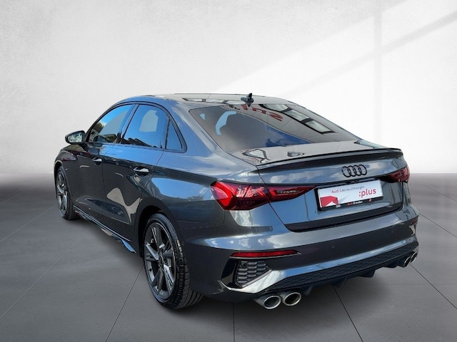 Audi S3 Quattro S-Tronic Sedan