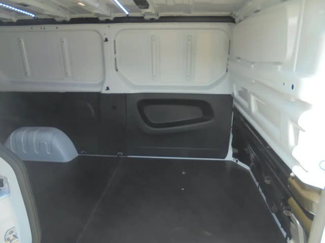 Nissan Primastar L2H1 N-Connecta