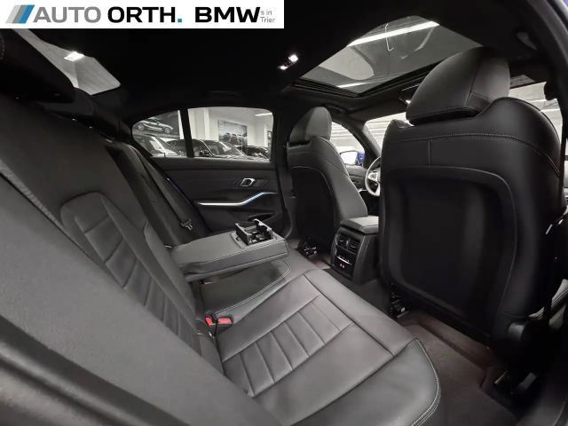 BMW 330 330i M-Sport Sedan xDrive