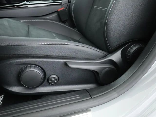 Mercedes-Benz A 220 A 220 d