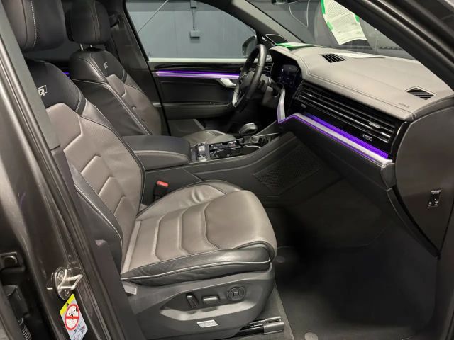 Volkswagen Touareg R-Line Style