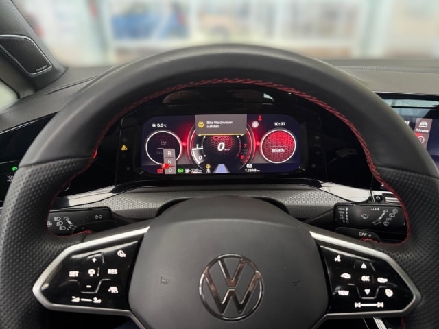 Volkswagen Golf 2.0 TSI Golf VIII