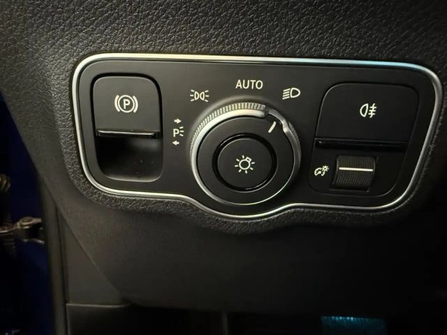 Mercedes-Benz EQB 300 4MATIC Progressive