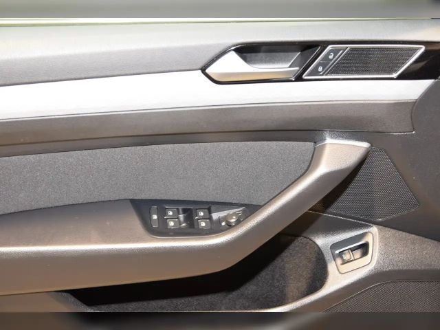 Volkswagen Passat Business DSG Variant