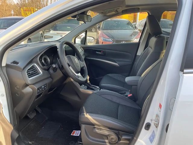 Suzuki S-Cross AllGrip Hybrid