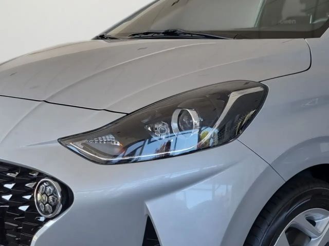 Hyundai i10 1.0