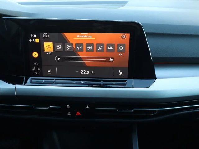 Volkswagen Golf DSG Life Variant