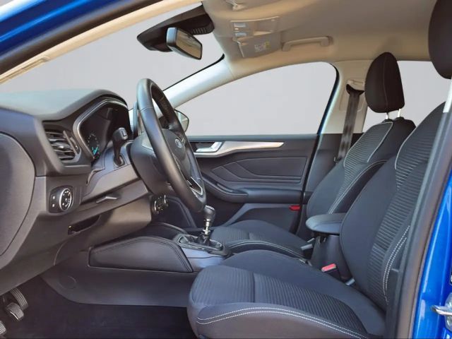 Ford Focus Titanium Wagon