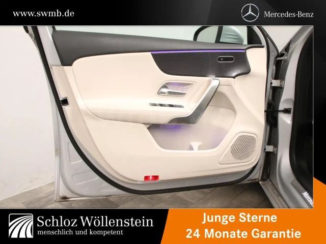 Mercedes-Benz A 220 A 220 d Progressive