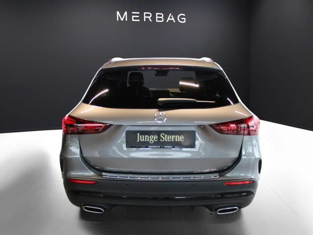 Mercedes-Benz GLA 220 4MATIC AMG Line