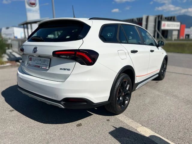 Fiat Tipo Hybrid 130 eDCT7 Garmin