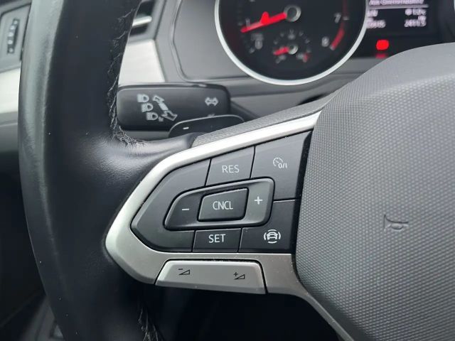 Volkswagen Passat 1.5 TSI DSG Variant