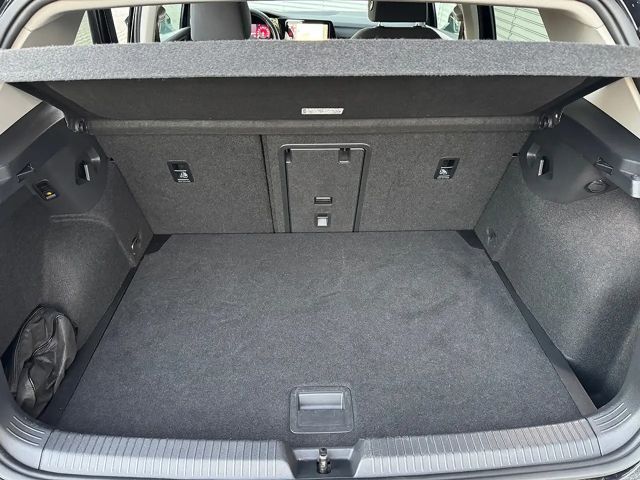 Volkswagen Golf 2.0 TDI DSG Golf VIII