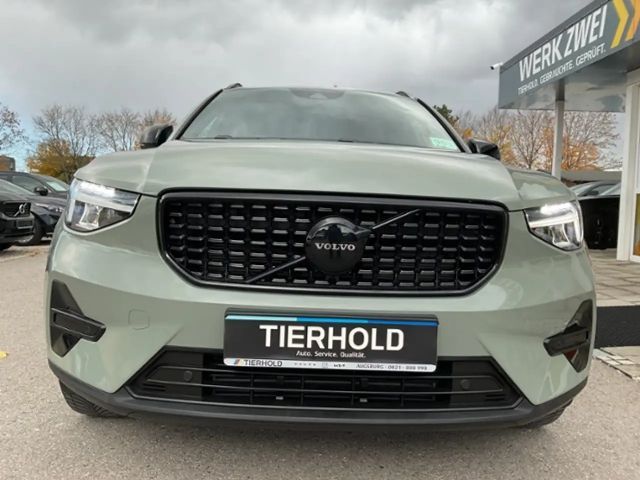 Volvo XC40 Dark Plus