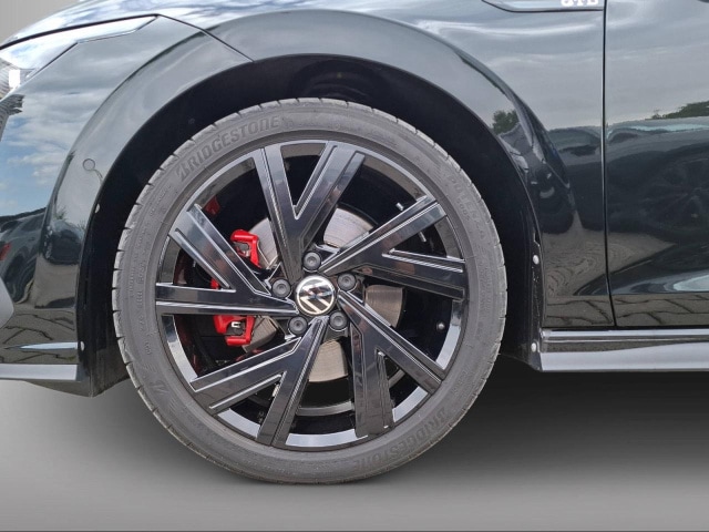 Volkswagen Golf 2.0 TDI DSG GTD IQ.Drive