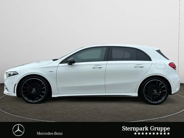 Mercedes-Benz A 180 AMG Line