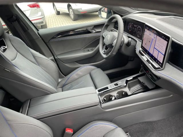 Volkswagen Passat 2.0 TDI 4Motion DSG R-Line